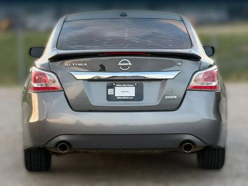Used 2015 Nissan Altima 2.5 S w/ Special Edition Package FWD image 4
