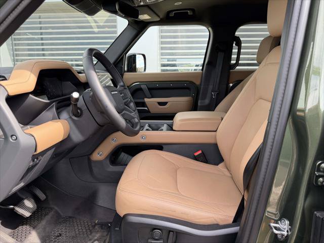 Used 2026 Land Rover Defender 110 X-Dynamic SE AWD/4WD image 20