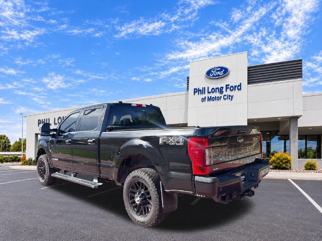 Used 2022 Ford F250 XLT w/ Black Appearance Package AWD/4WD image 6