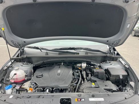 Used 2025 Kia Sportage LX image 31