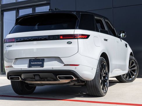 Used 2023 Land Rover Range Rover Sport SE Dynamic AWD/4WD image 8