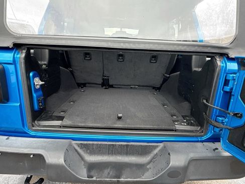 Used 2021 Jeep Wrangler Unlimited Sport image 30