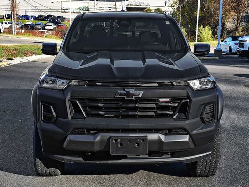 Used 2024 Chevrolet Colorado Trail Boss w/ Advanced Trailering Package AWD/4WD image 5
