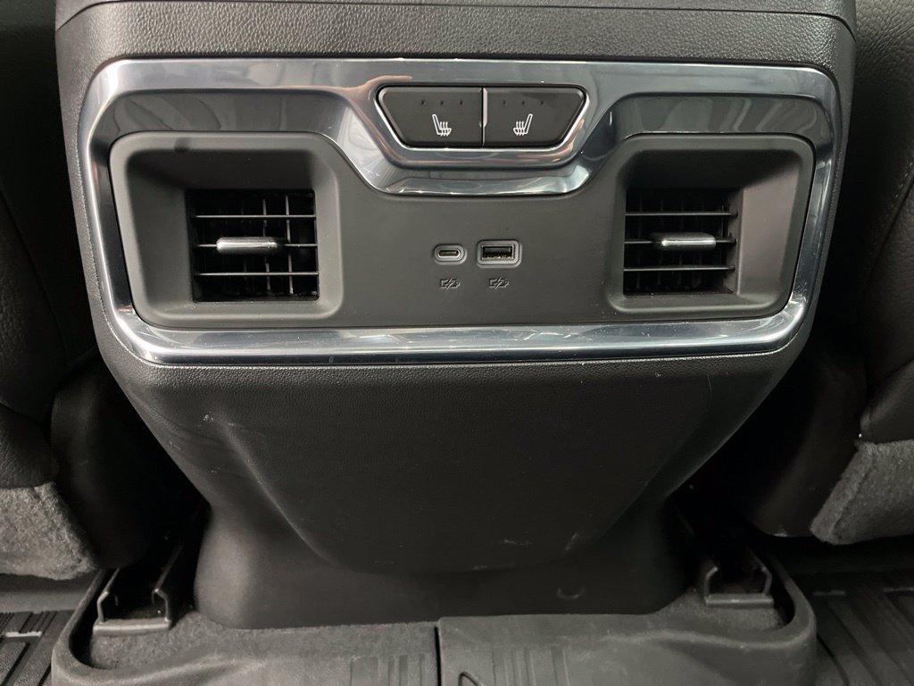 Used 2022 GMC Sierra 1500 Denali AWD/4WD image 24