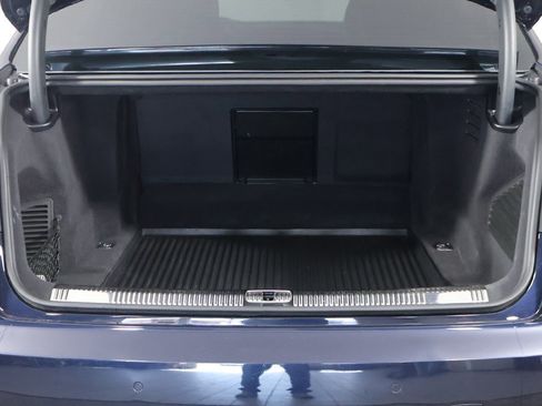 Used 2023 Audi A8 L 3.0T image 24