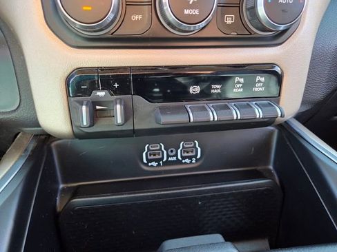 Used 2022 RAM 3500 Laramie image 28