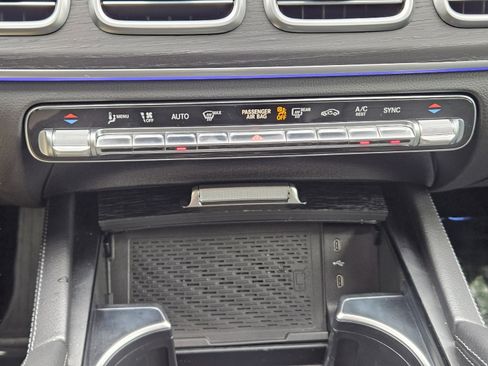 Used 2025 Mercedes-Benz GLE 350 4MATIC image 13