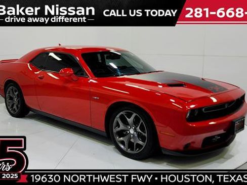 Used 2015 Dodge Challenger R/T Plus RWD image 1