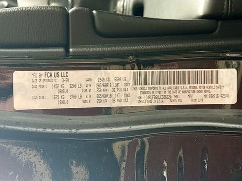 Used 2020 Jeep Grand Cherokee Limited AWD/4WD image 33