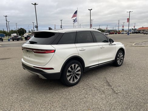 Used 2022 Lincoln Corsair Reserve w/ Equipment Group 201A AWD/4WD image 4
