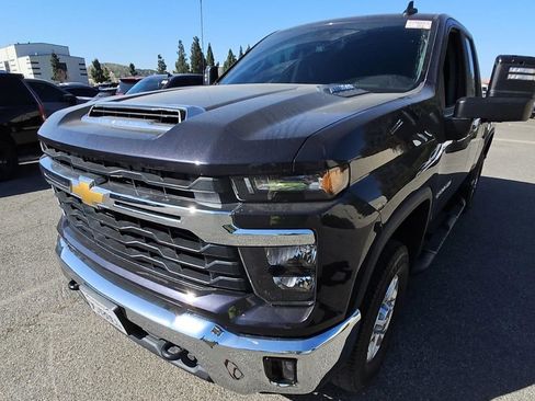 Used 2024 Chevrolet Silverado 2500 LT w/ All Star Edition image 6