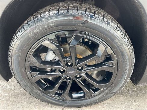 Certified 2021 GMC Terrain SLE w/ Driver Convenience Package image 31