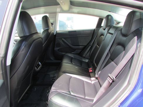 Used 2023 Tesla Model 3 Standard Range RWD image 25