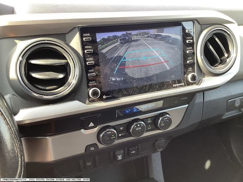 Used 2022 Toyota Tacoma SR5 RWD image 10