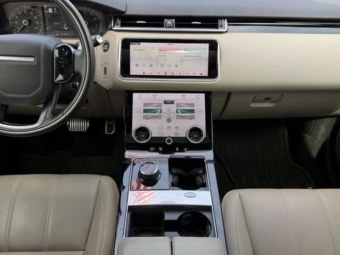 Used 2020 Land Rover Range Rover Velar R-Dynamic S AWD/4WD image 15