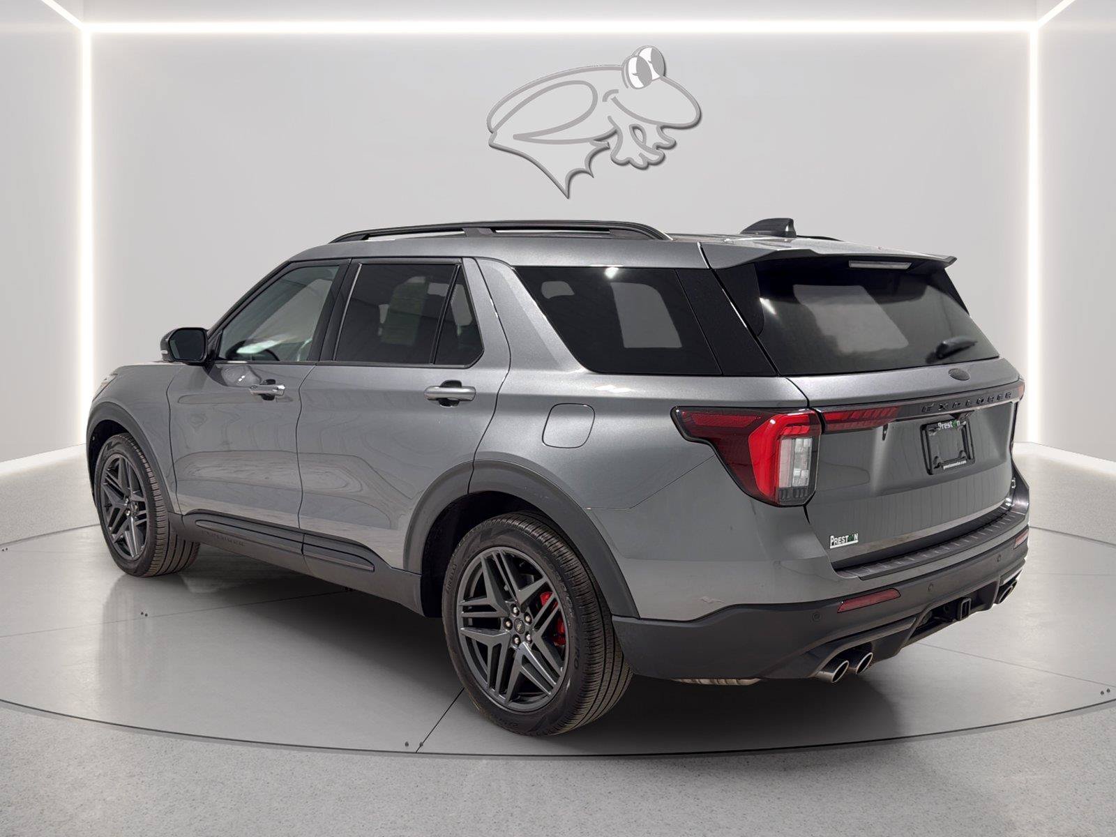 Used 2025 Ford Explorer ST w/ Sun And Sound Package AWD/4WD image 3