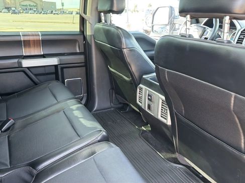 Used 2015 Ford F150 Lariat RWD image 71