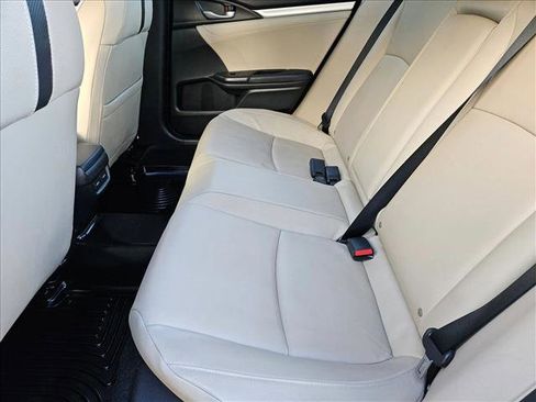 Used 2017 Honda Civic Touring image 16