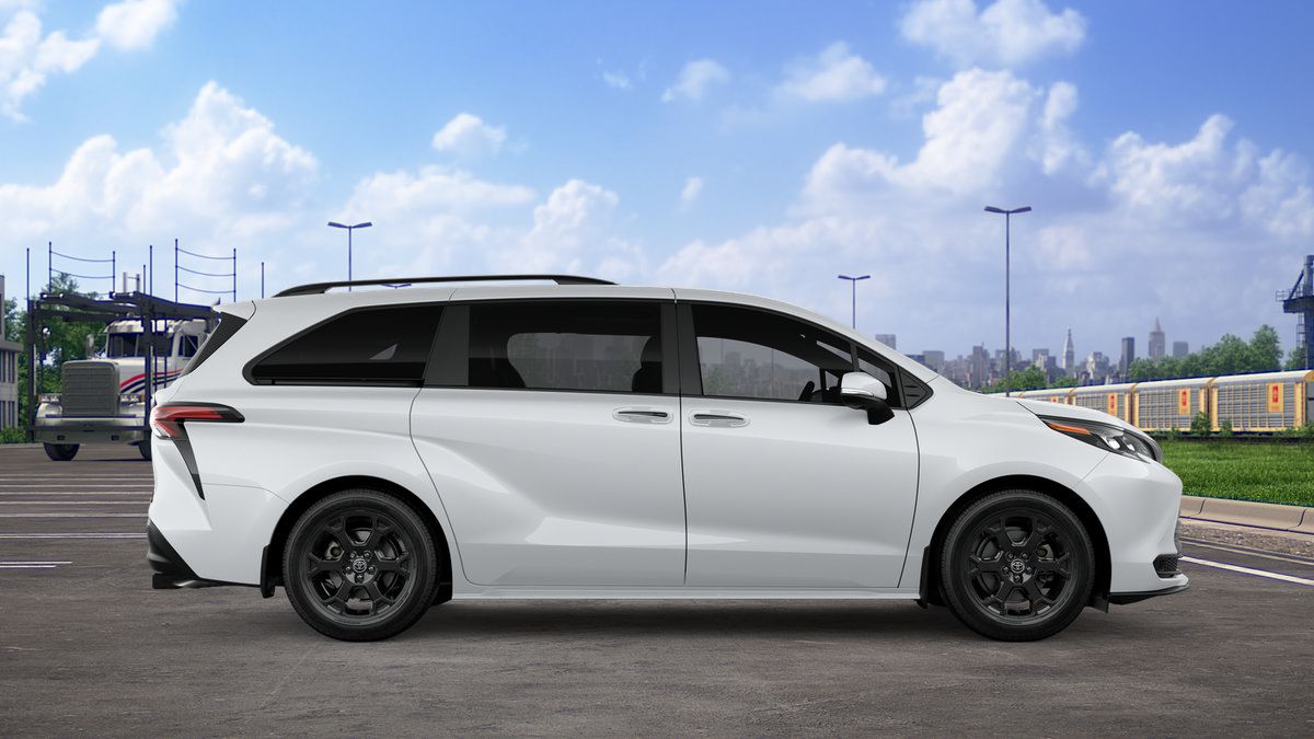 New 2026 Toyota Sienna XLE Woodland Edition AWD/4WD image 12