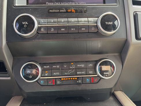 Used 2020 Ford Expedition XLT w/ Equipment Group 202A image 19