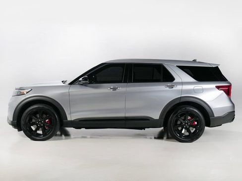 Used 2022 Ford Explorer ST w/ Equipment Group 401A image 2