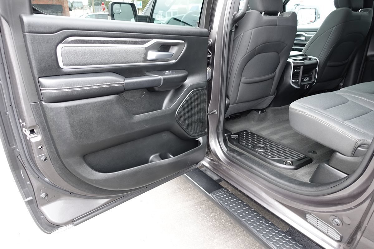 Used 2020 RAM 1500 Big Horn AWD/4WD image 20