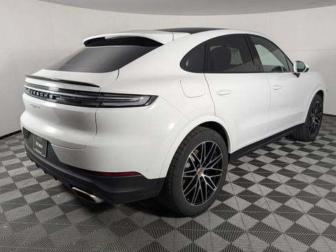New 2026 Porsche Cayenne Coupe AWD/4WD image 7