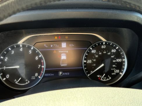 Used 2021 Nissan Titan SV w/ SV Convenience Package image 18