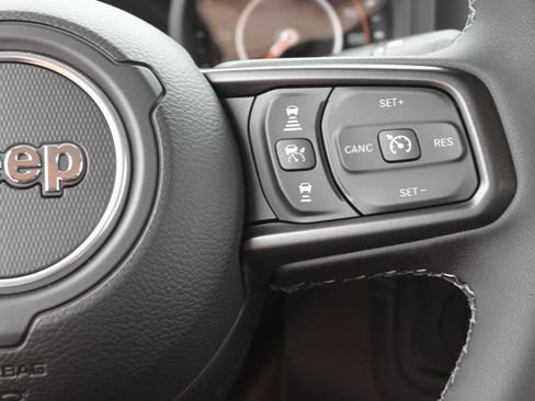 New 2026 Jeep Gladiator Sport AWD/4WD image 29