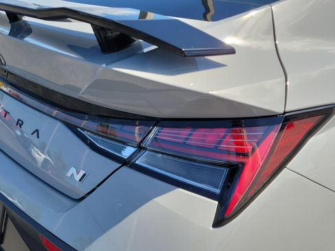 Used 2025 Hyundai Elantra N FWD image 11