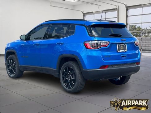 New 2025 Jeep Compass Latitude w/ Altitude Special Edition image 3