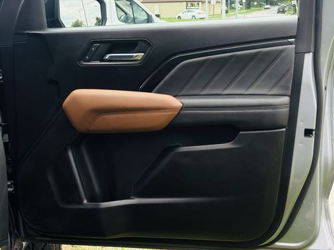 Used 2023 GMC Canyon AT4 w/ AT4 Premium Package AWD/4WD image 43