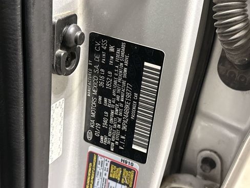 Used 2019 Kia Rio S FWD image 27