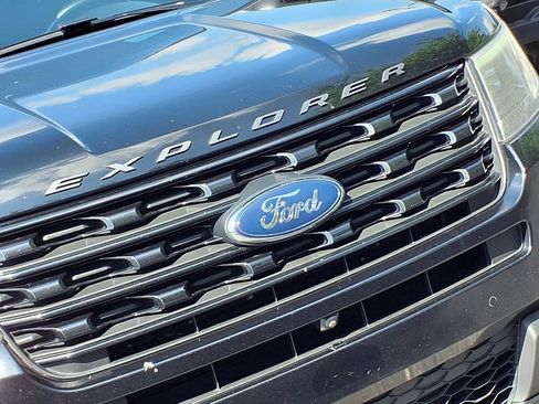 Used 2017 Ford Explorer Sport AWD/4WD image 13