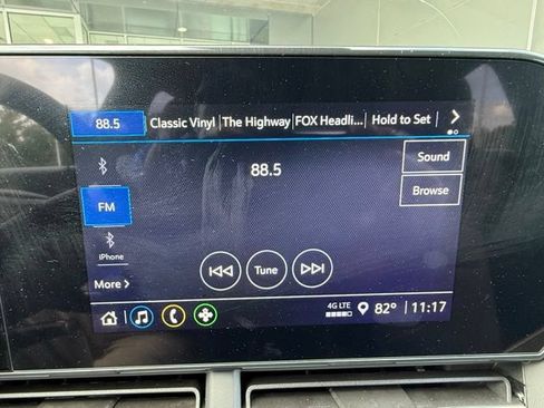 Used 2024 Chevrolet Trax RS w/ Driver Confidence Package FWD image 30