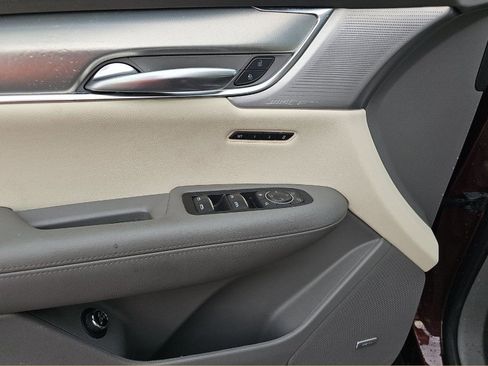 Used 2023 Cadillac XT5 Premium Luxury w/ LPO, Floor Liner Package image 7