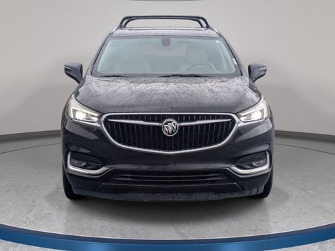Used 2019 Buick Enclave Essence FWD image 2