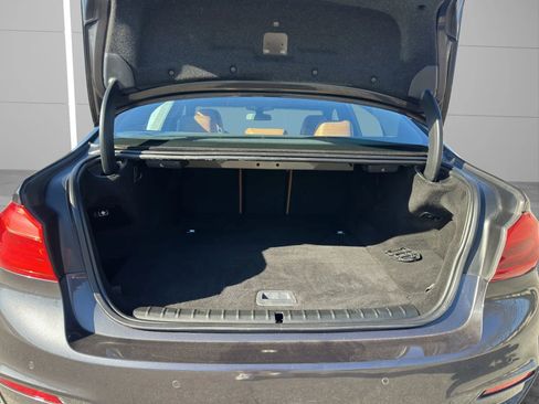 Used 2018 BMW 530e xDrive w/ M Sport Package 2 image 10