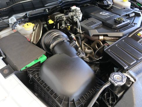 Used 2012 RAM 3500 Big Horn image 38