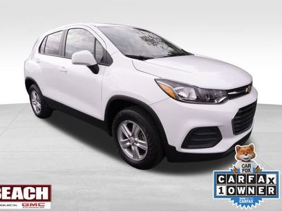 Used 2022 Chevrolet Trax LS w/ Tint and Cruise Package