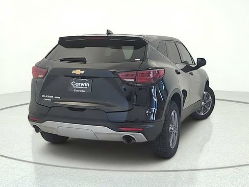 Used 2025 Chevrolet Blazer LT AWD/4WD image 5