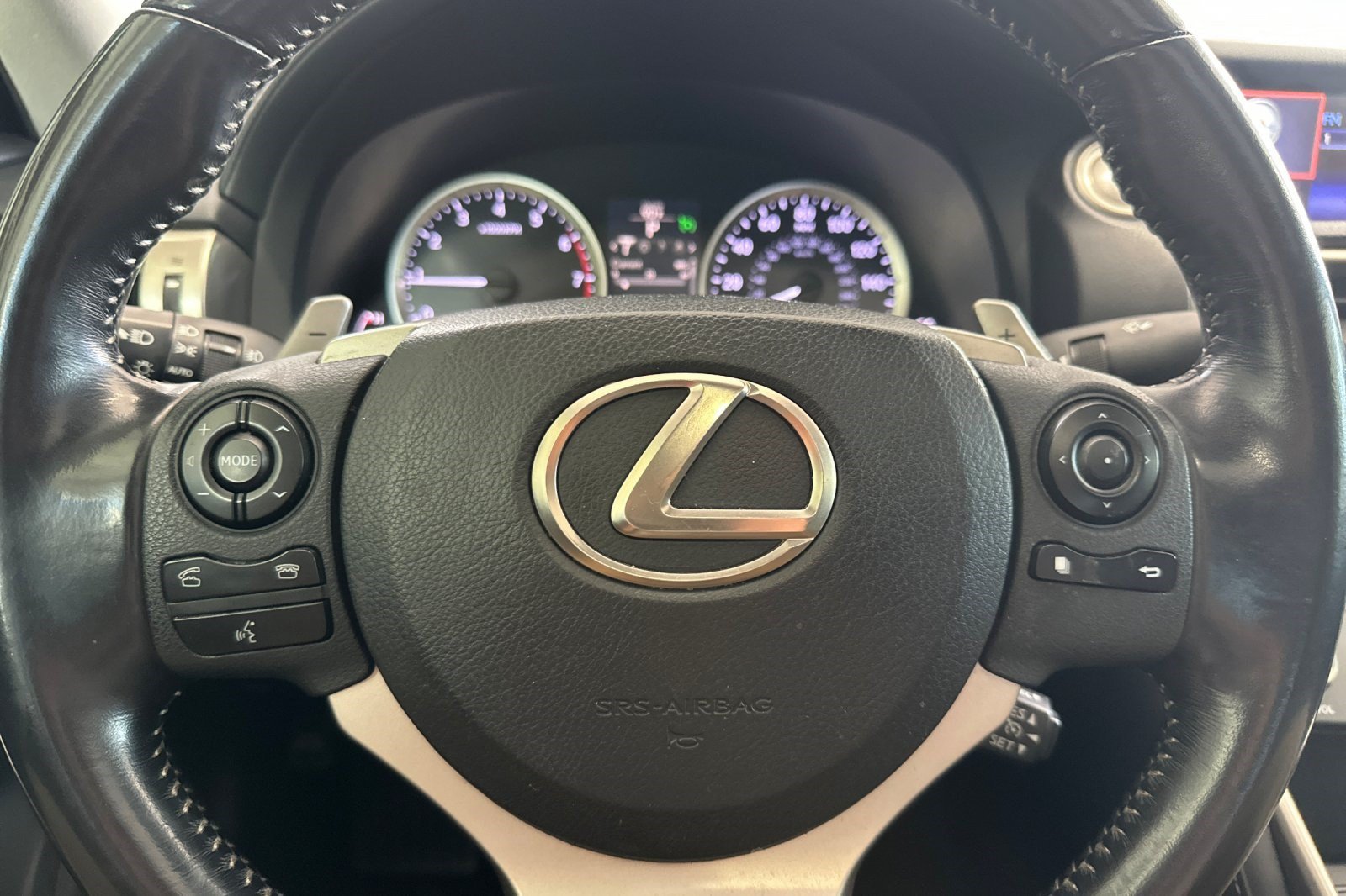 Used 2016 Lexus IS 200t w/ Navigation System Package RWD image 28