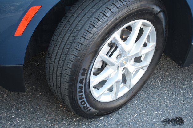 Used 2024 Chevrolet Equinox LT AWD/4WD image 11