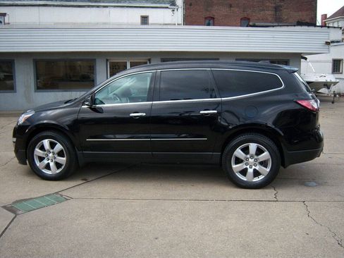 Used 2017 Chevrolet Traverse Premier AWD/4WD image 8