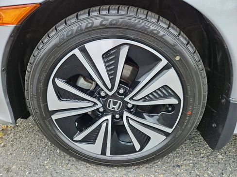 Used 2016 Honda Civic EX-L image 8