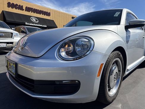 Used 2012 Volkswagen Beetle 2.5 image 31