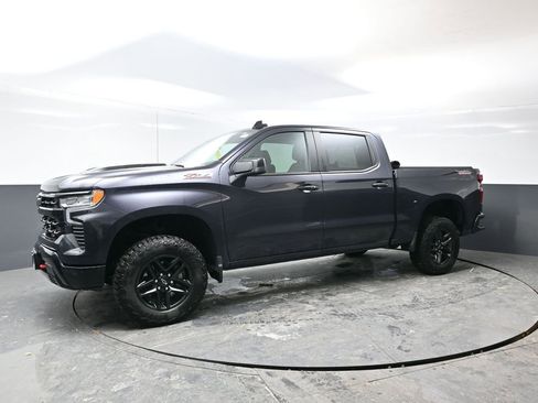 Used 2024 Chevrolet Silverado 1500 LT Trail Boss w/ Convenience Package II image 10