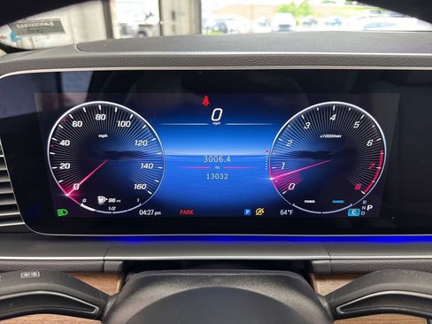 Used 2025 Mercedes-Benz GLE 350 4MATIC image 19