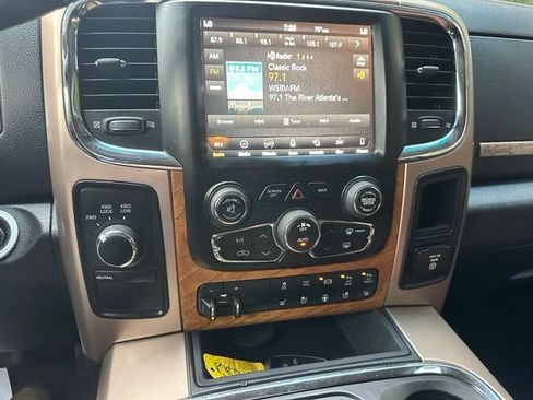 Used 2018 RAM 3500 Laramie Longhorn AWD/4WD image 18