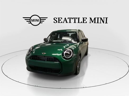 New 2026 MINI Cooper 4-Door Hardtop image 4